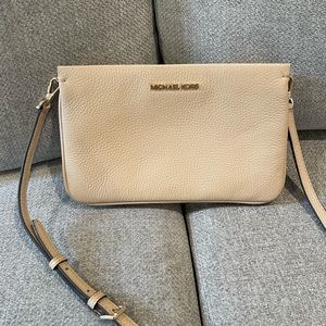 Michael Kors Jet Set Large Pebbled Leather Crossbody Bag, NWOT